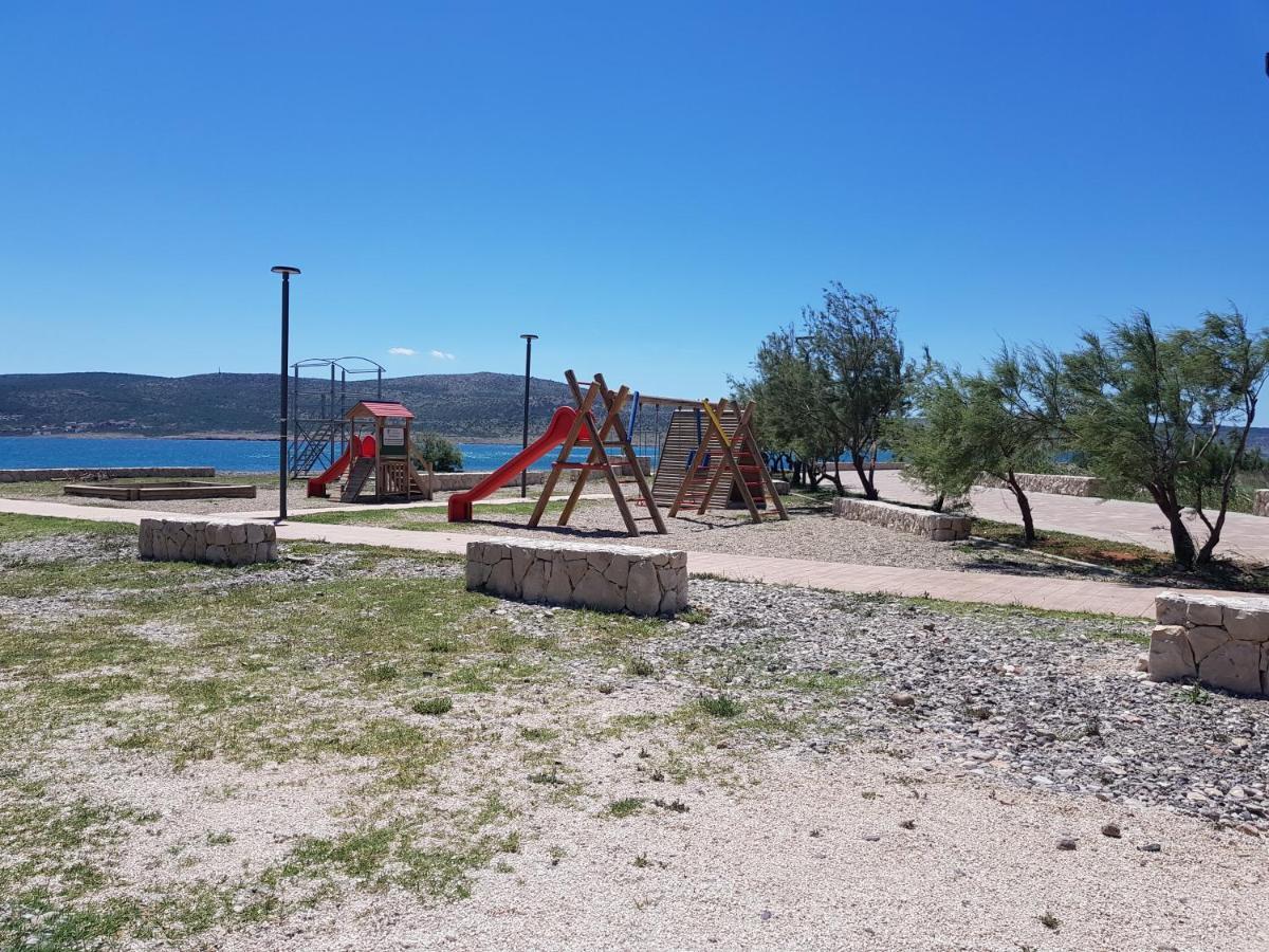 Green Point Paklenica Starigrad Paklenica Ngoại thất bức ảnh