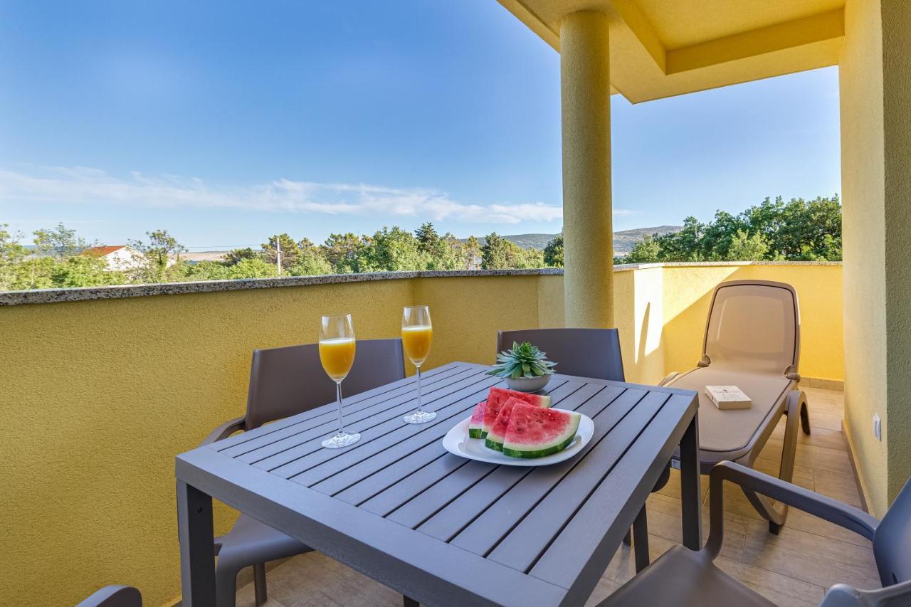 Green Point Paklenica Starigrad Paklenica Ngoại thất bức ảnh