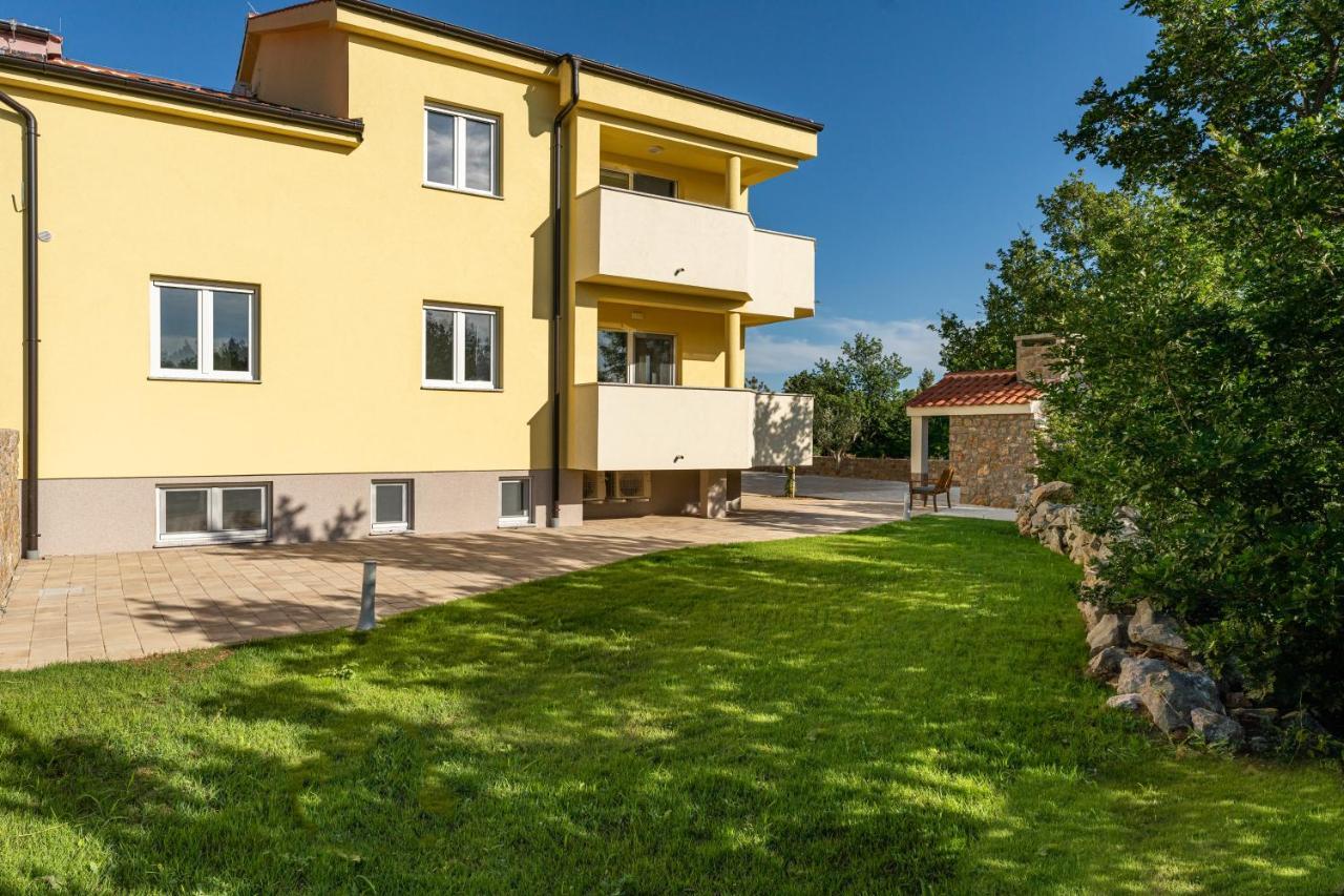 Green Point Paklenica Starigrad Paklenica Ngoại thất bức ảnh